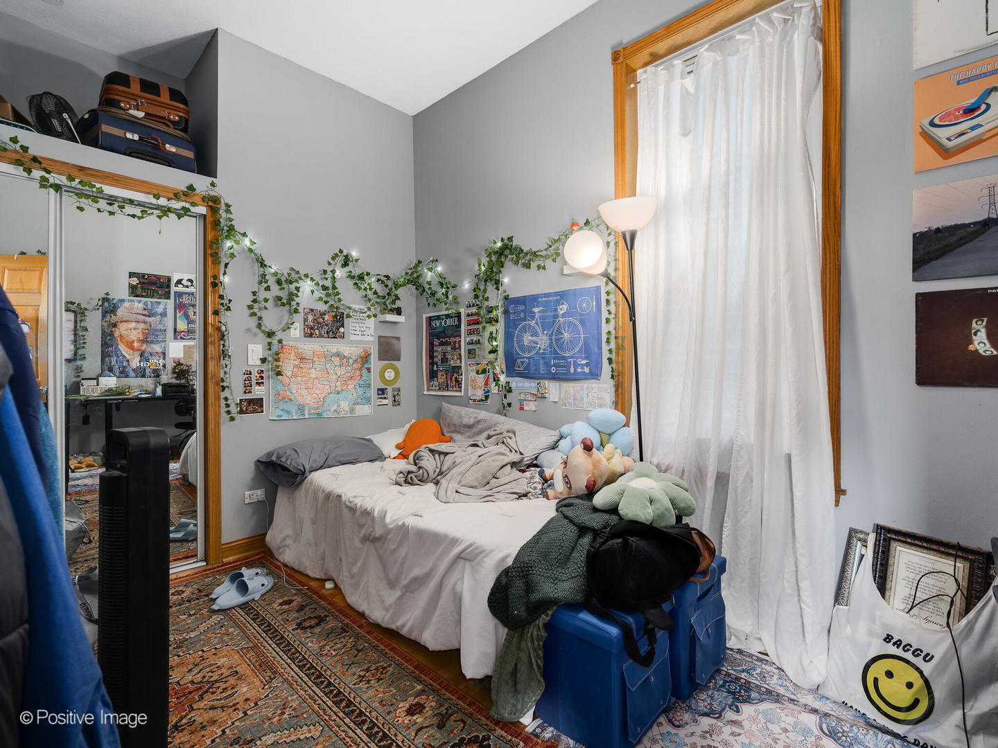 1517 W Taylor Street, Chicago, IL 60607