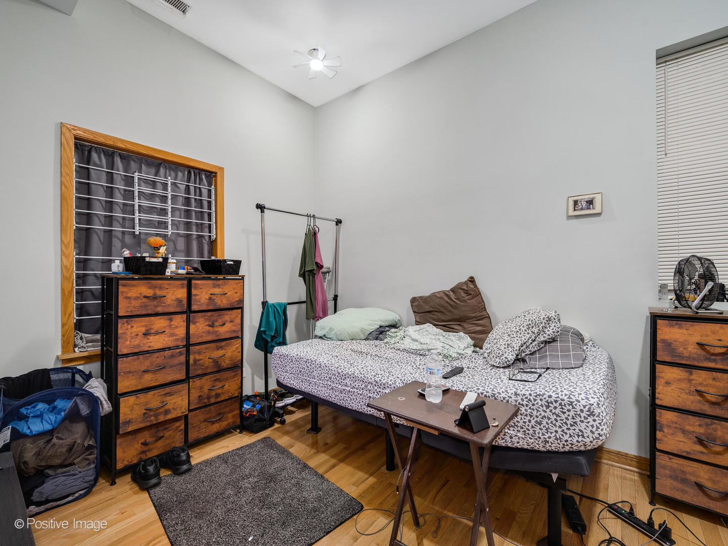 1517 W Taylor Street, Chicago, IL 60607