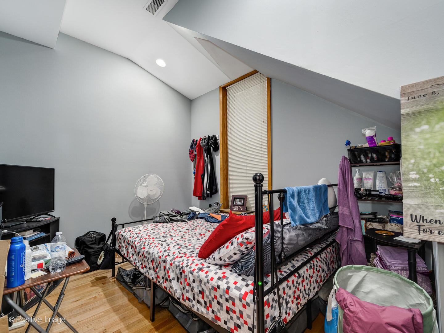 1517 W Taylor Street, Chicago, IL 60607