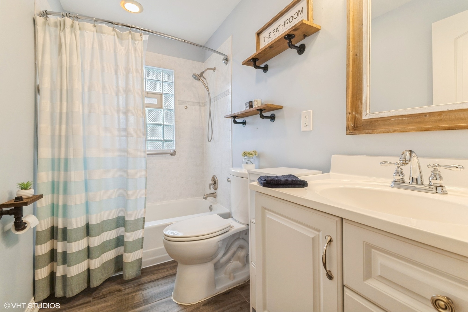 12501 S 71st Court, Palos Heights, IL 60463