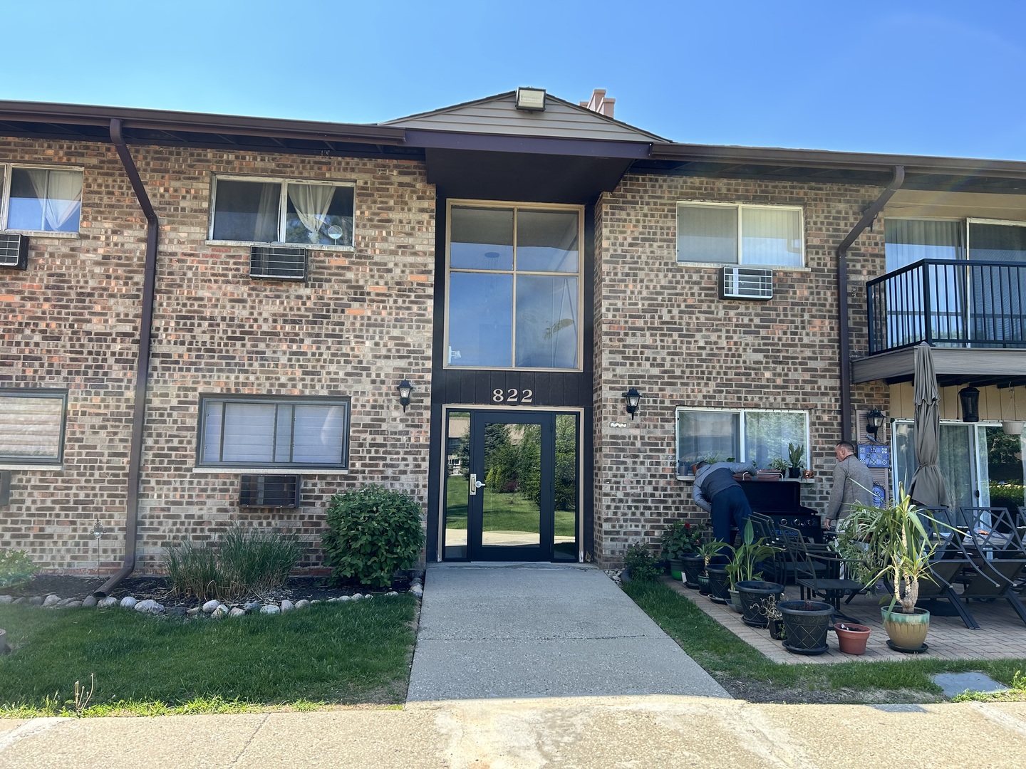 822 E OLD WILLOW Road #201, Prospect Heights, IL 60070