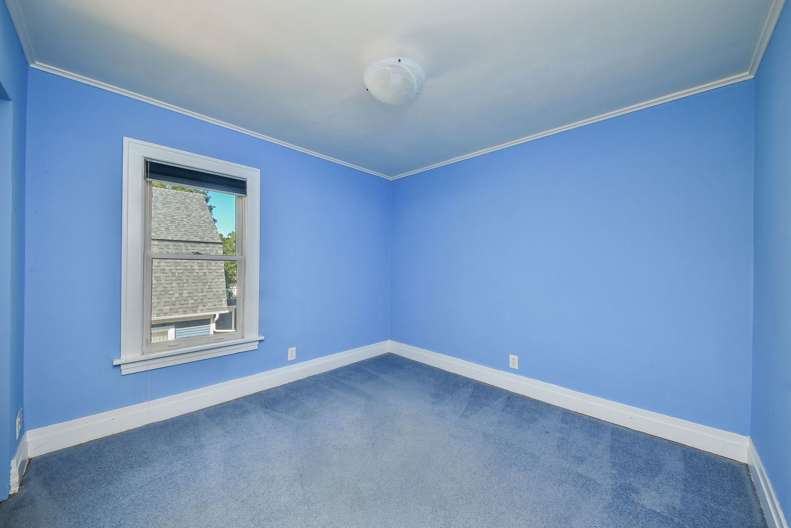 315 W Oak Avenue, Wheaton, IL 60187