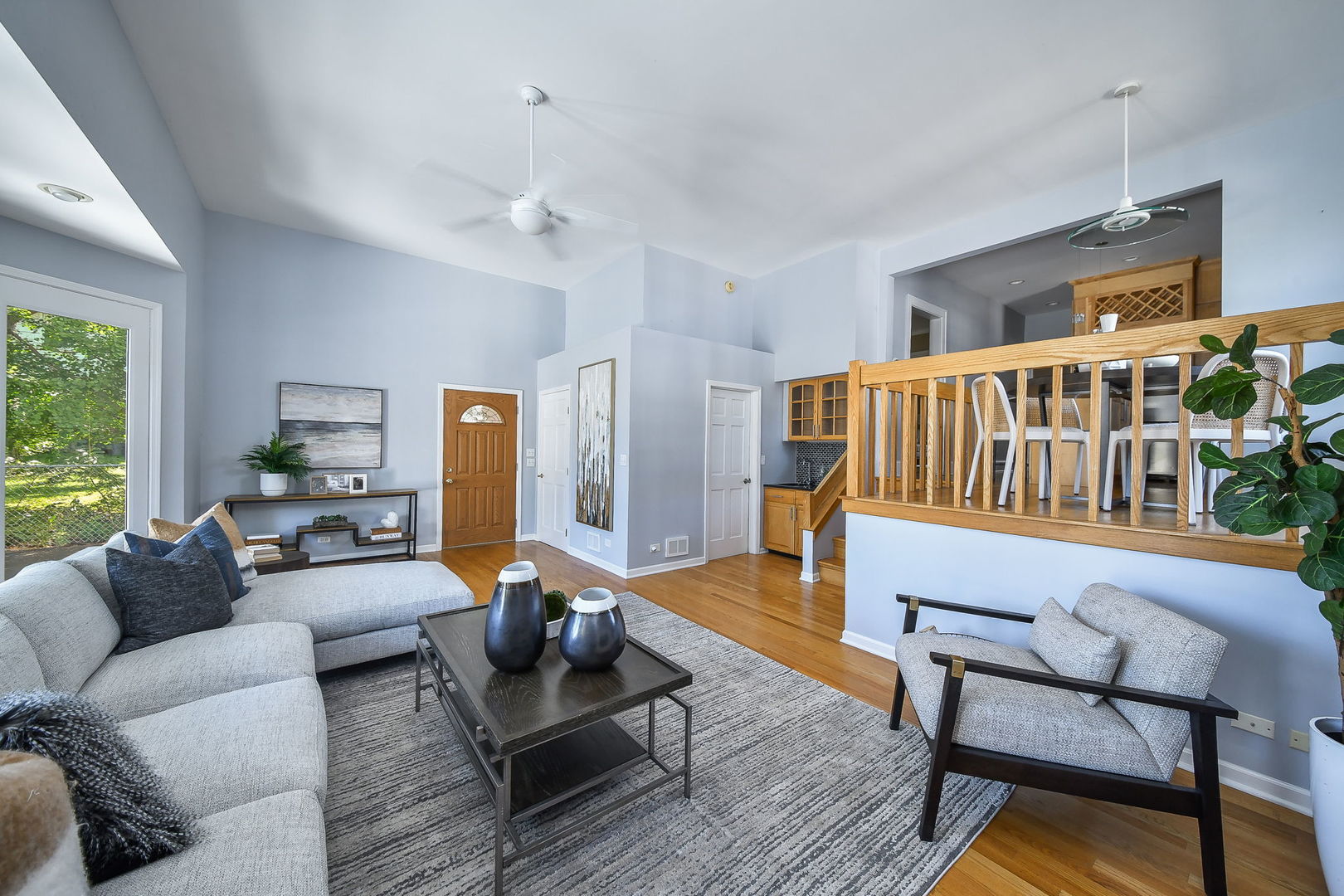 315 W Oak Avenue, Wheaton, IL 60187