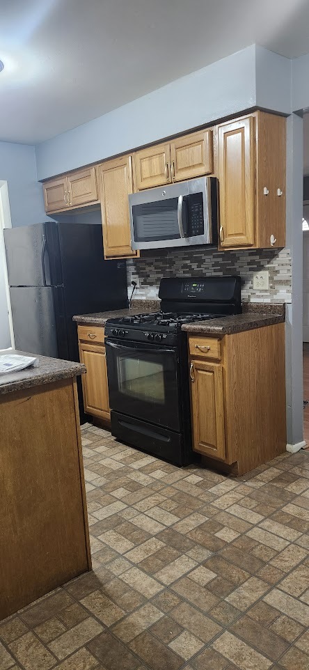1309 Kingsbury Drive #C, Hanover Park, IL 60133