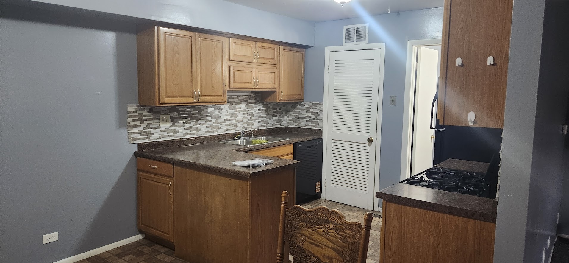 1309 Kingsbury Drive #C, Hanover Park, IL 60133