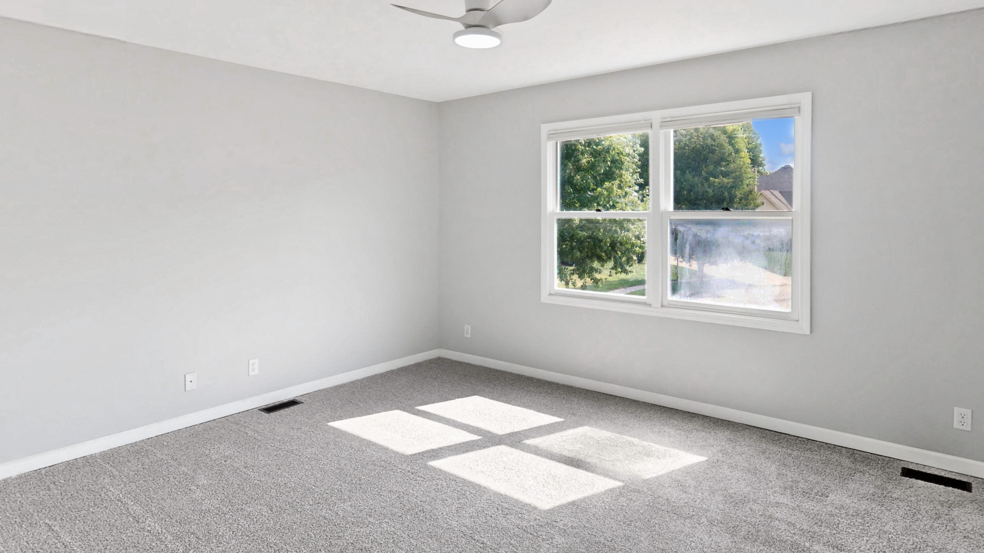 405 Oakwood Street, Yorkville, IL 60560