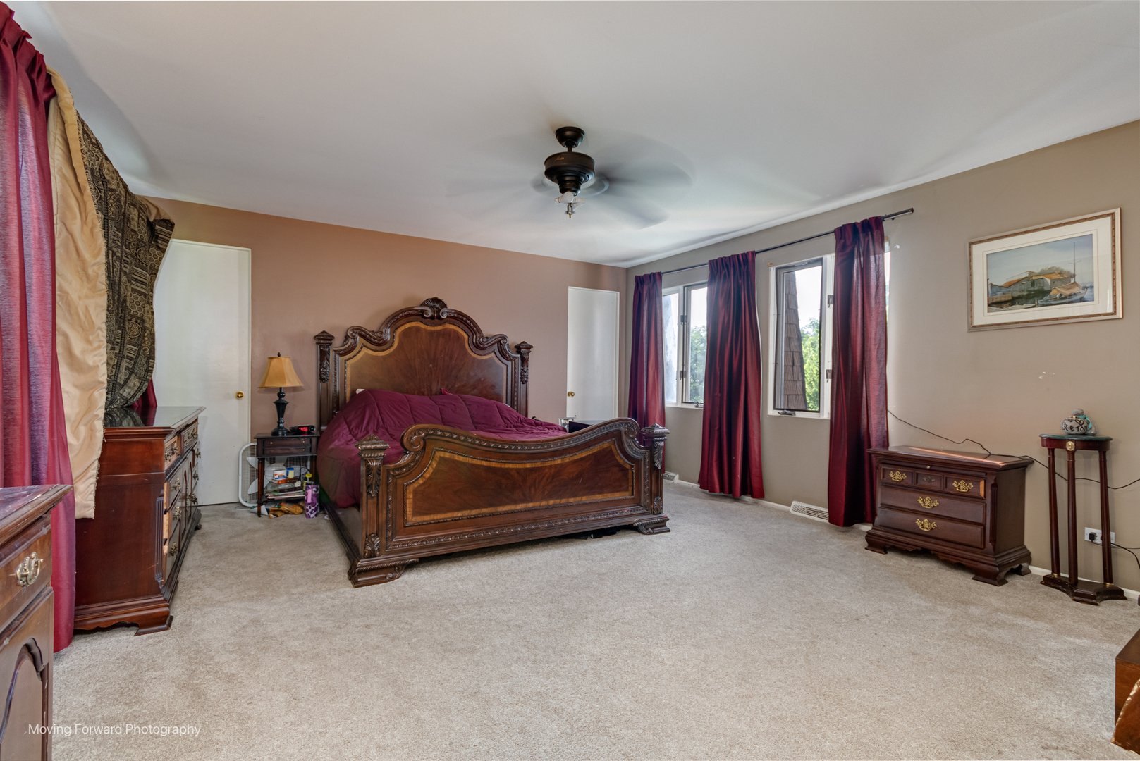 8428 Creekside Lane, Darien, IL 60561