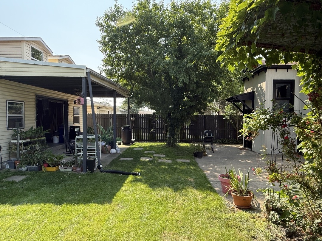 3751 W 63rd Place, Chicago, IL 60629