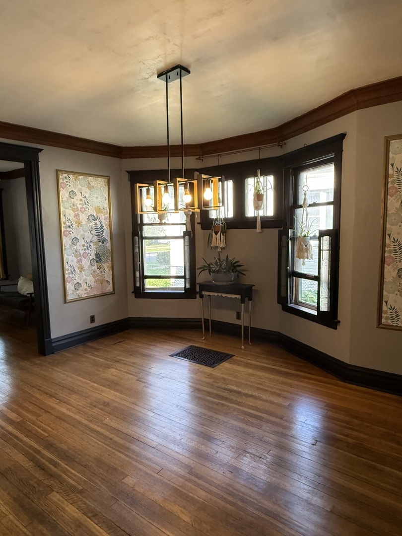 3751 W 63rd Place, Chicago, IL 60629