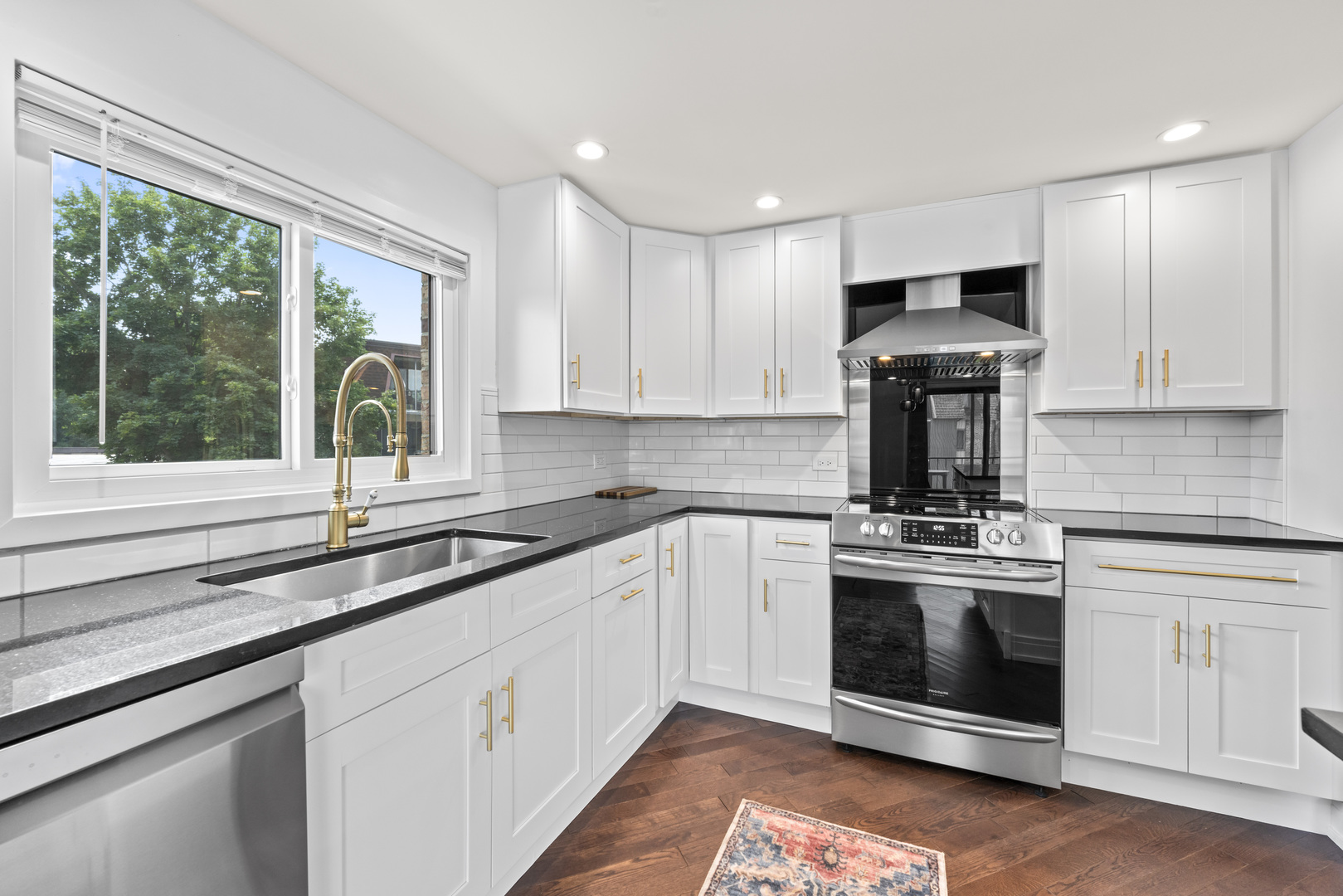 11138 Center Road #D22, Palos Hills, IL 60465