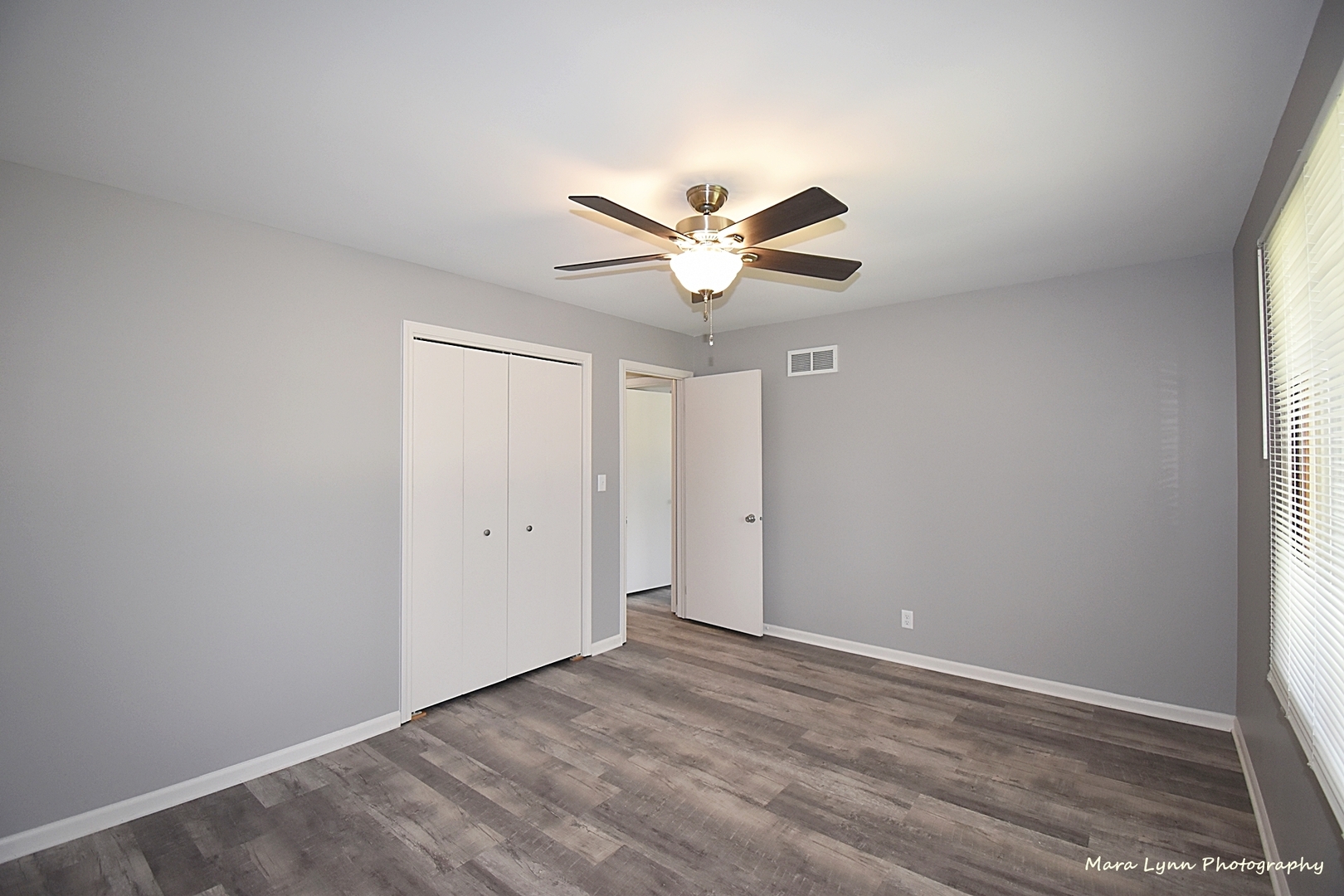 106 W Kendall Drive, Yorkville, IL 60560
