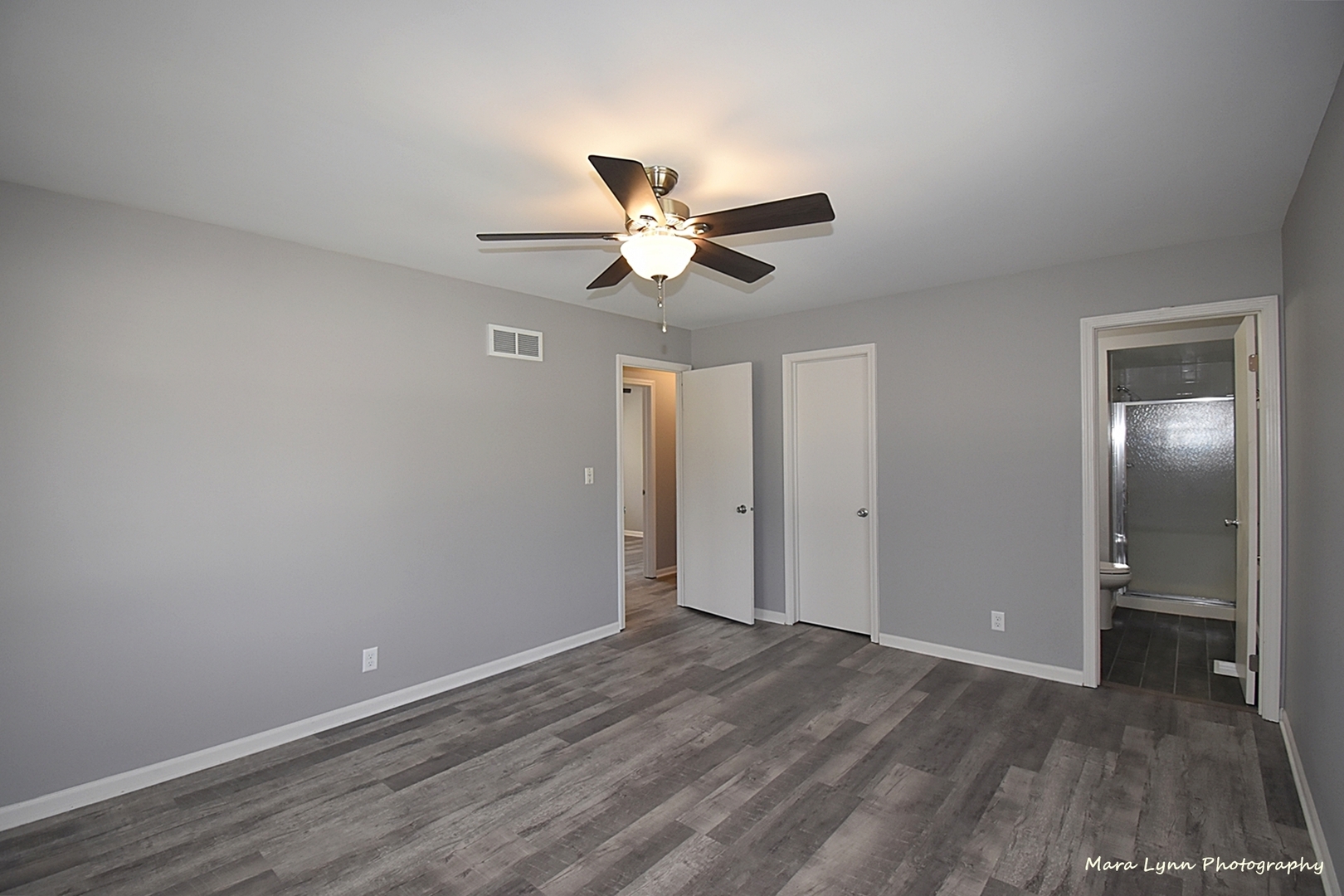 106 W Kendall Drive, Yorkville, IL 60560
