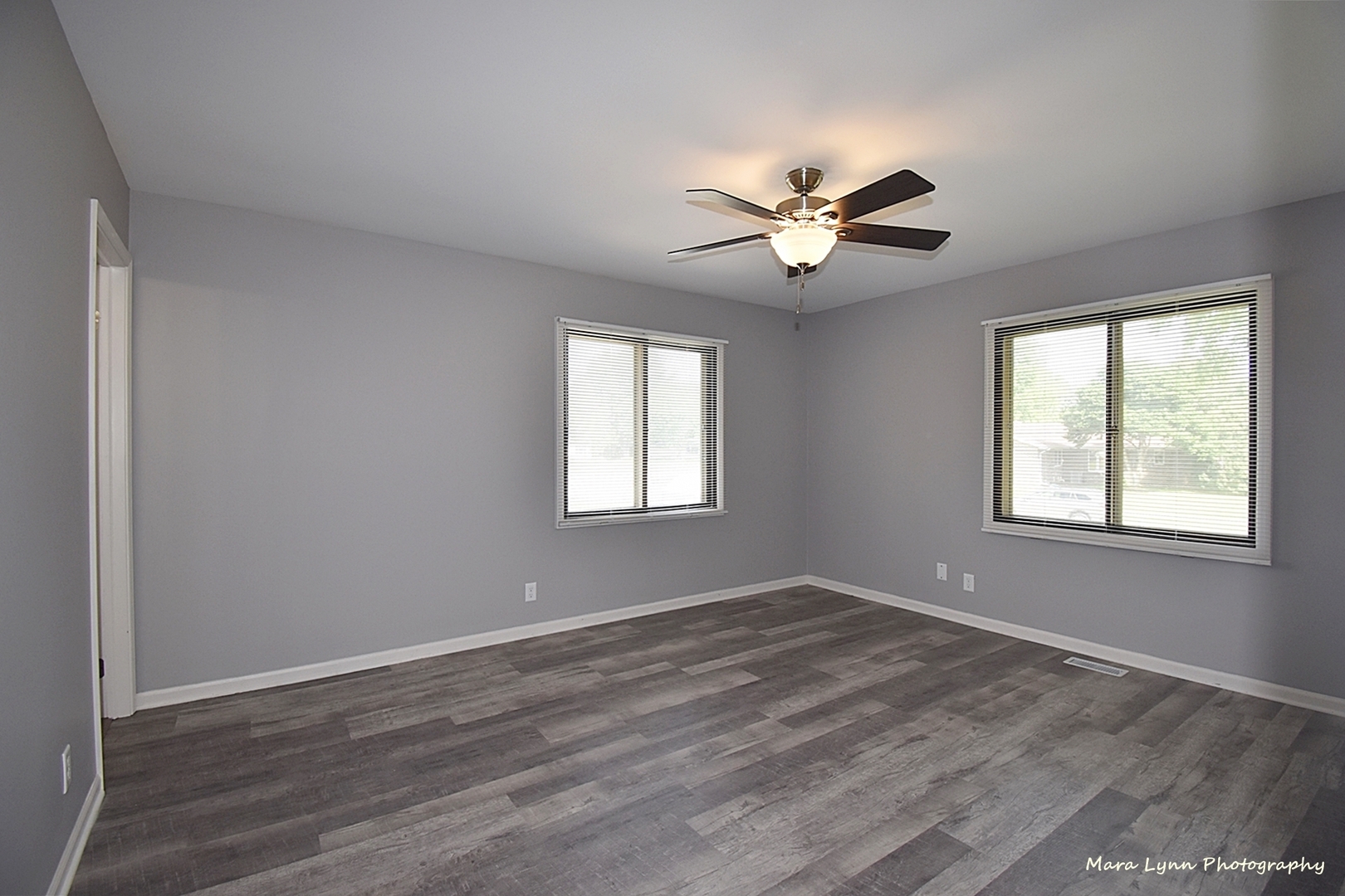 106 W Kendall Drive, Yorkville, IL 60560