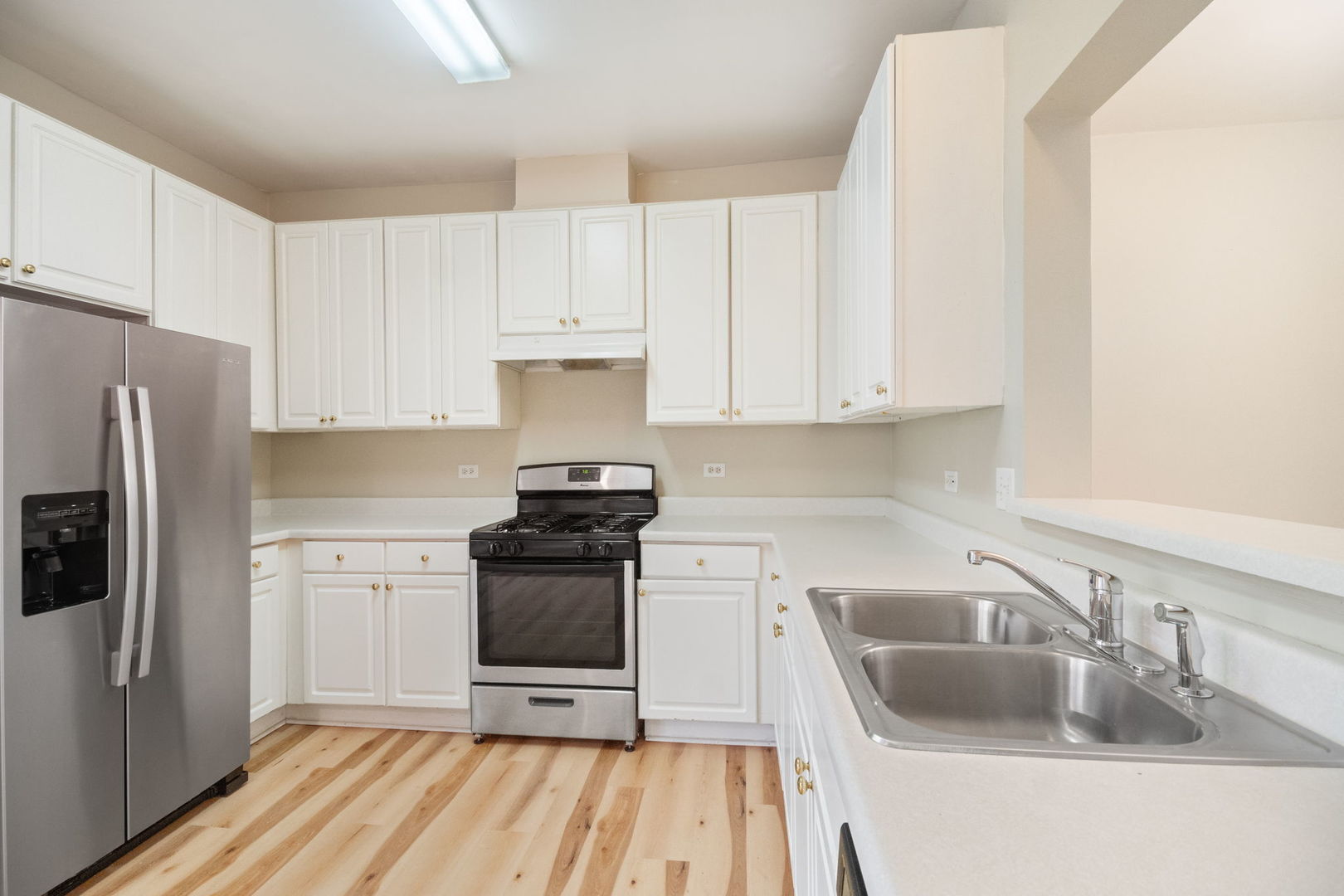 3499 Ravinia Circle, Aurora, IL 60504