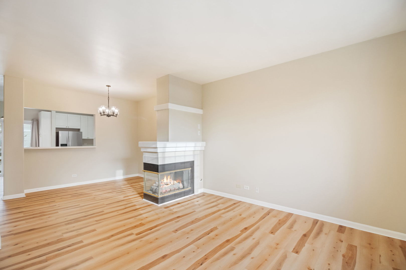 3499 Ravinia Circle, Aurora, IL 60504