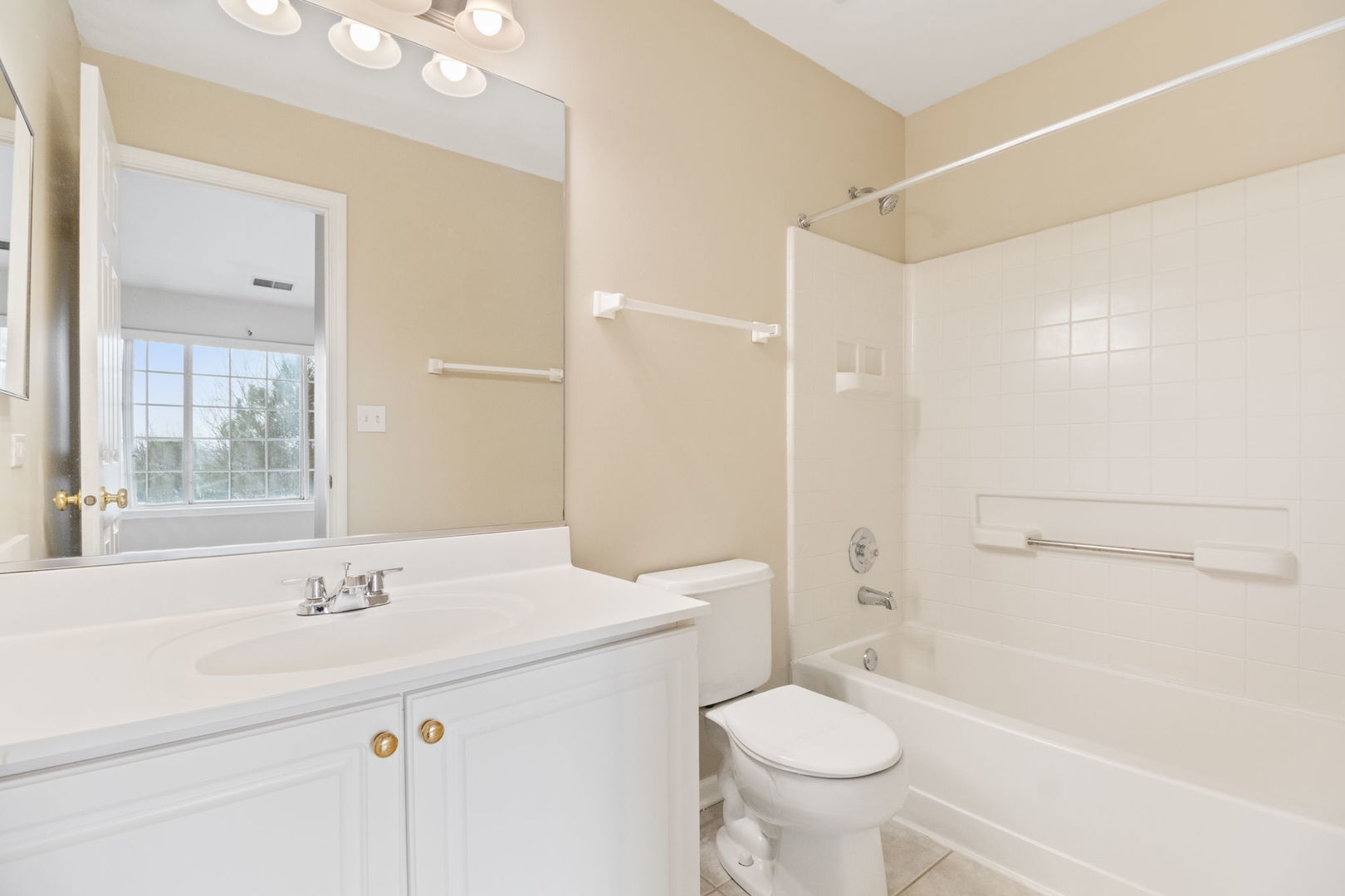 3499 Ravinia Circle, Aurora, IL 60504
