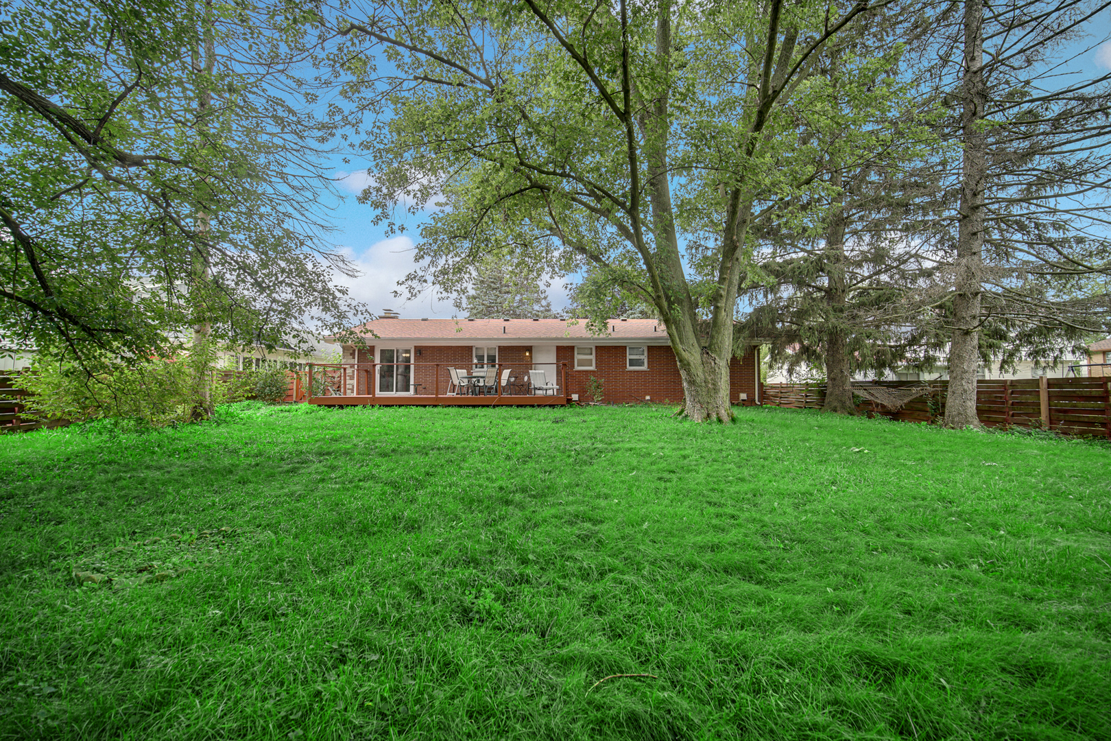961 Trask Street, Aurora, IL 60505