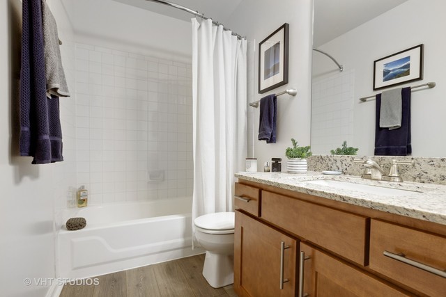 1641 Buttonwood Circle #2524, Schaumburg, IL 60173