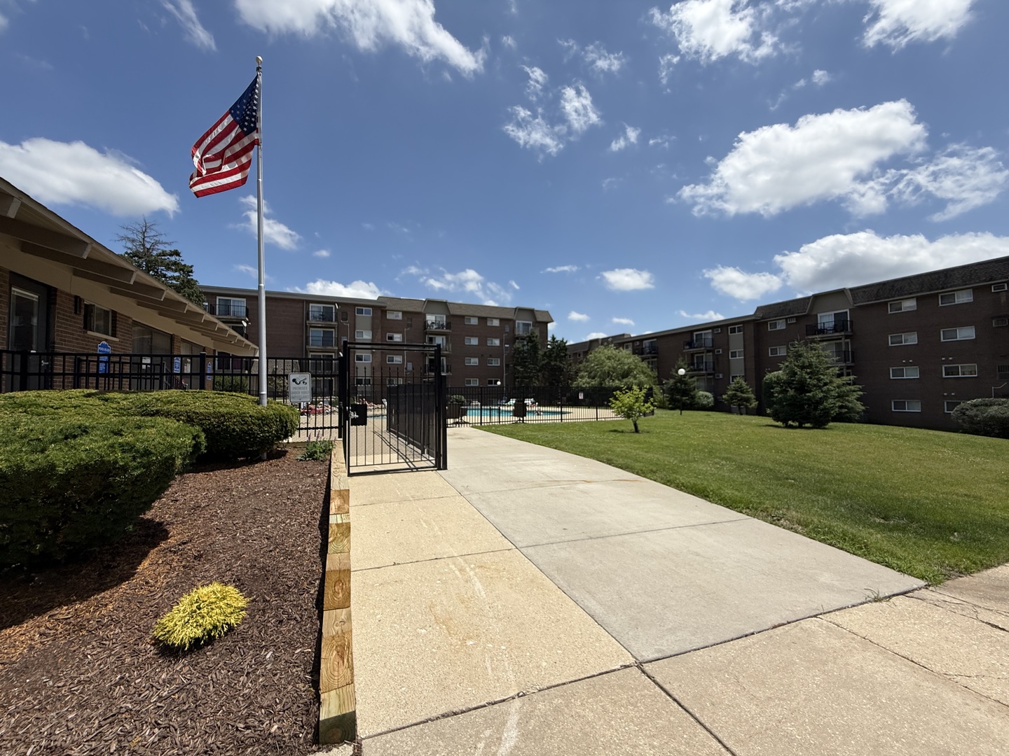 4508 Beau Monde Drive #5, Lisle, IL 60532