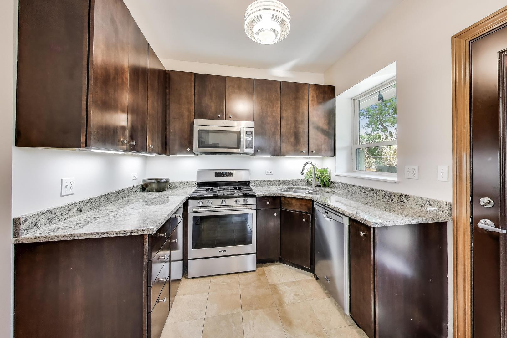 1459 W Leland Avenue #3, Chicago, IL 60640