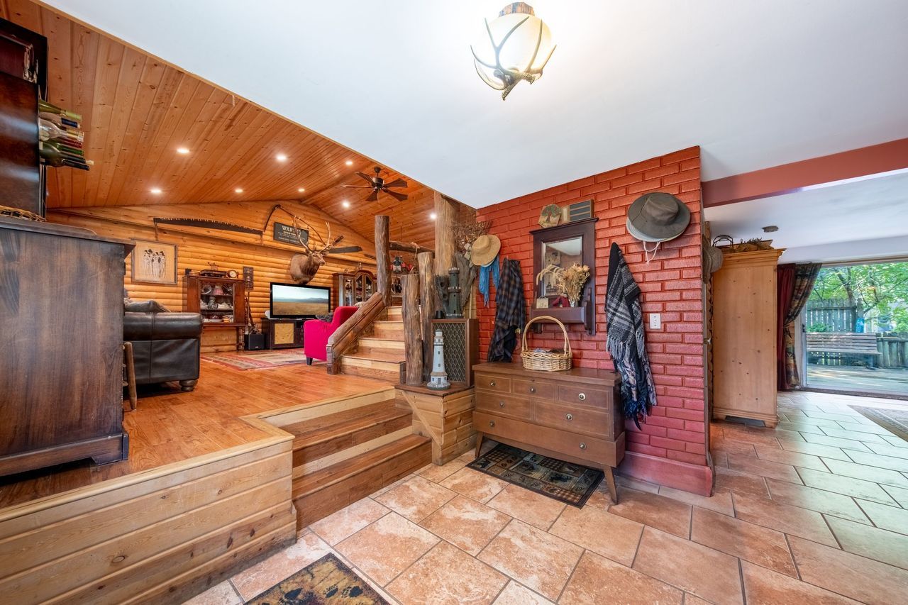 616 N Pinecrest Road, Bolingbrook, IL 60440