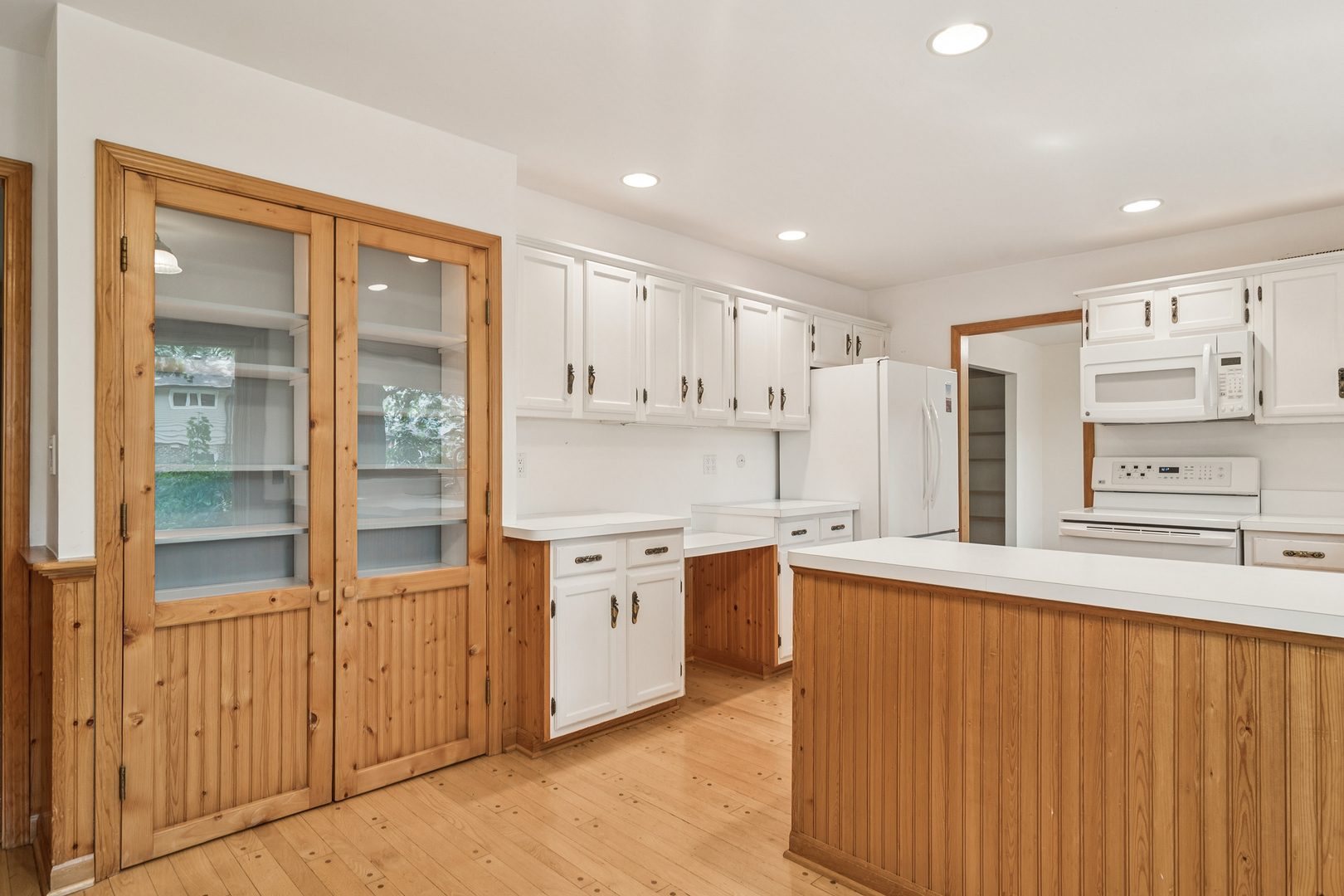 621 E Cunningham Drive, Palatine, IL 60074