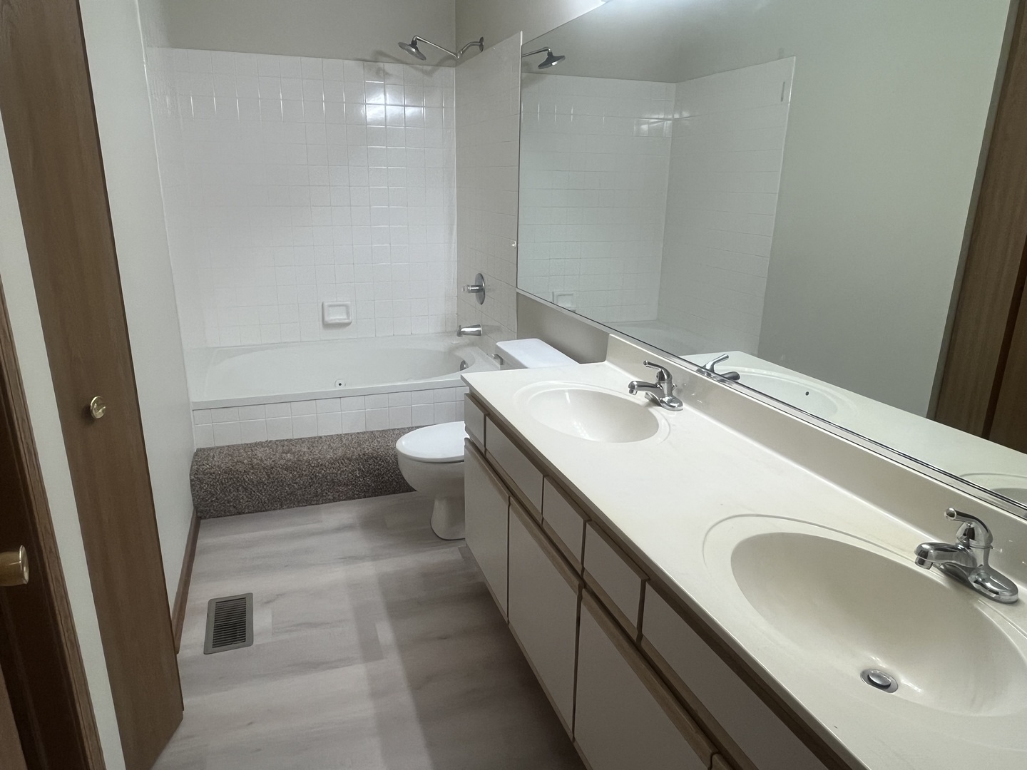 3456 Saint Barthelemy Lane, Aurora, IL 60504