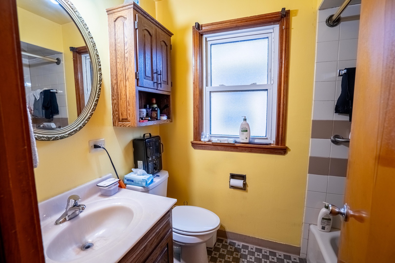 2843 Hawthorne Street, Franklin Park, IL 60131