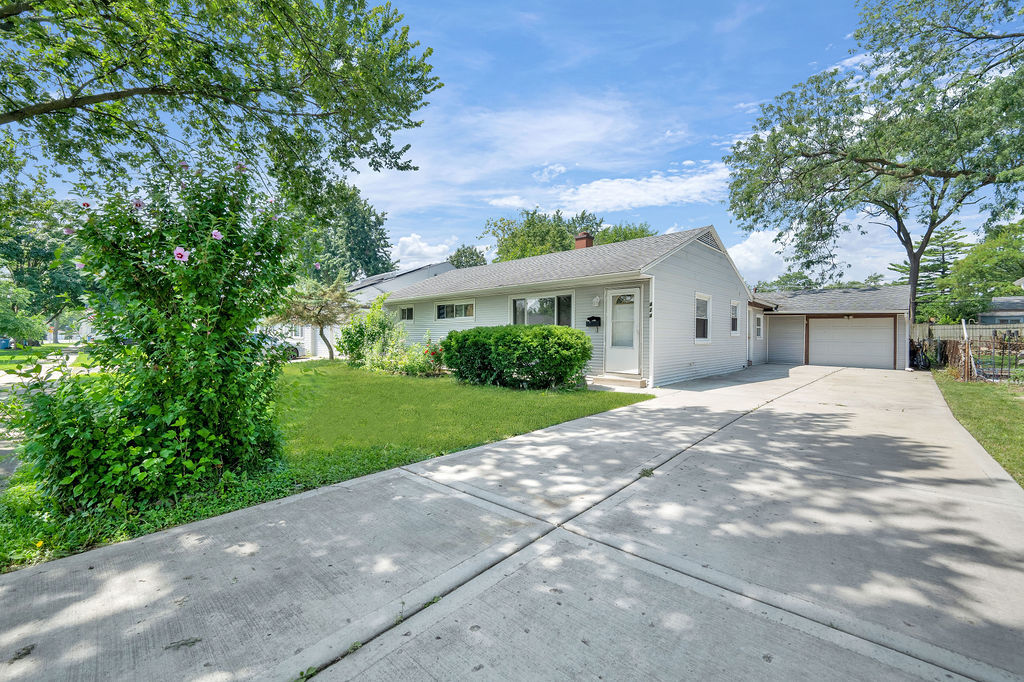 424 May Street, Bensenville, IL 60106
