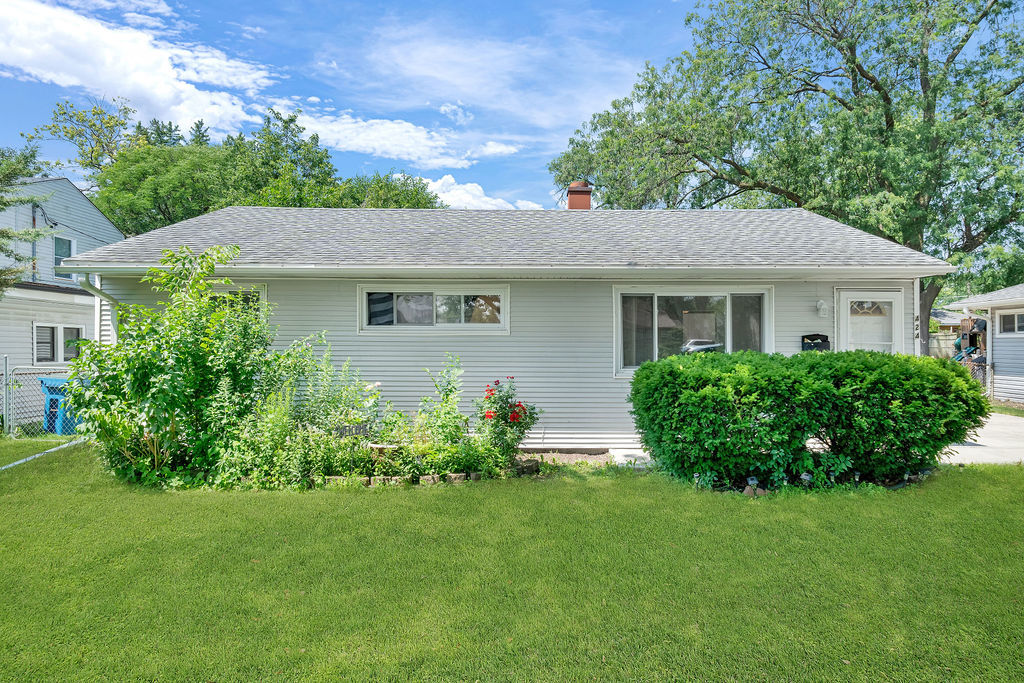 424 May Street, Bensenville, IL 60106