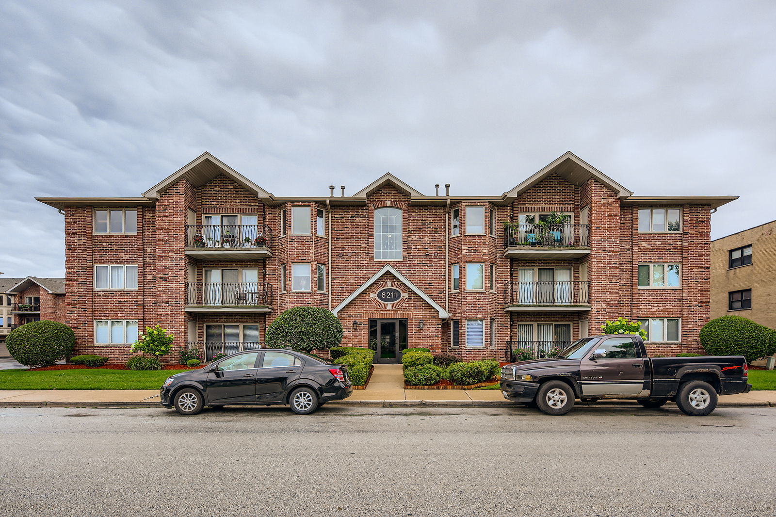 6211 W 94th Street #3SW, Oak Lawn, IL 60453