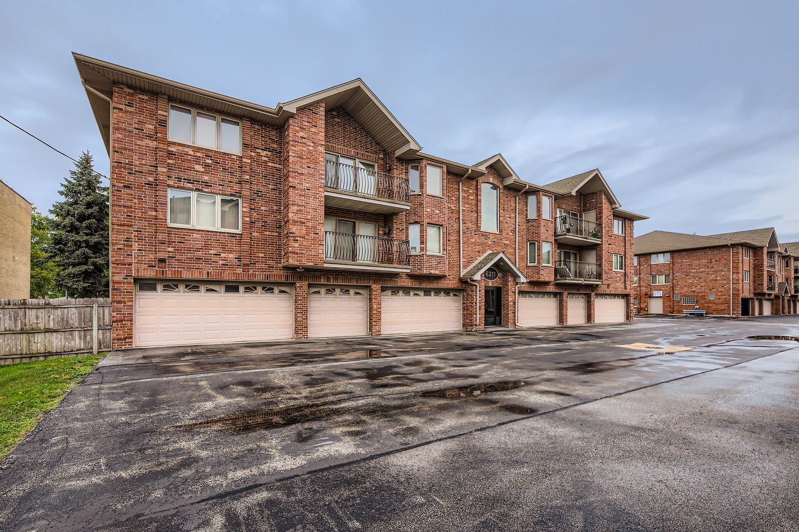 6211 W 94th Street #3SW, Oak Lawn, IL 60453
