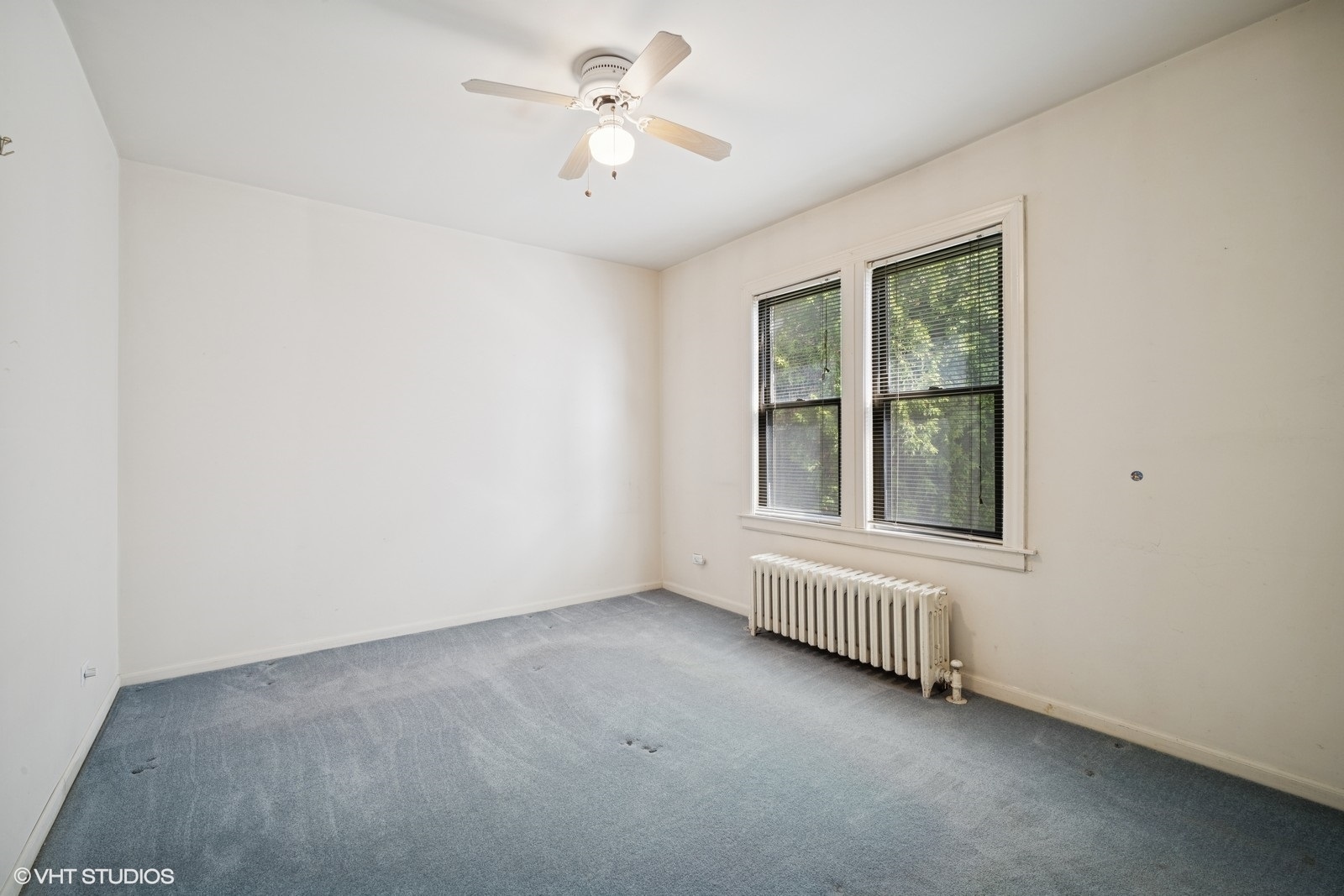 6417 N Oxford Avenue, Chicago, IL 60631