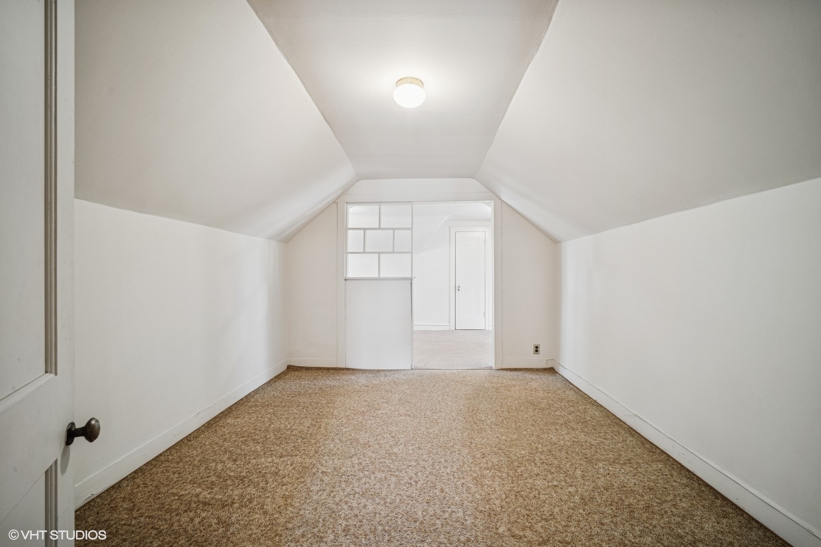 6417 N Oxford Avenue, Chicago, IL 60631