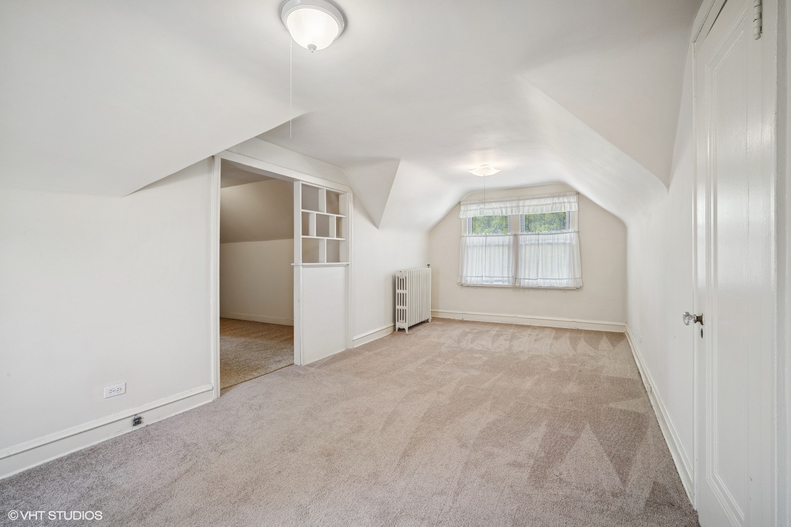 6417 N Oxford Avenue, Chicago, IL 60631