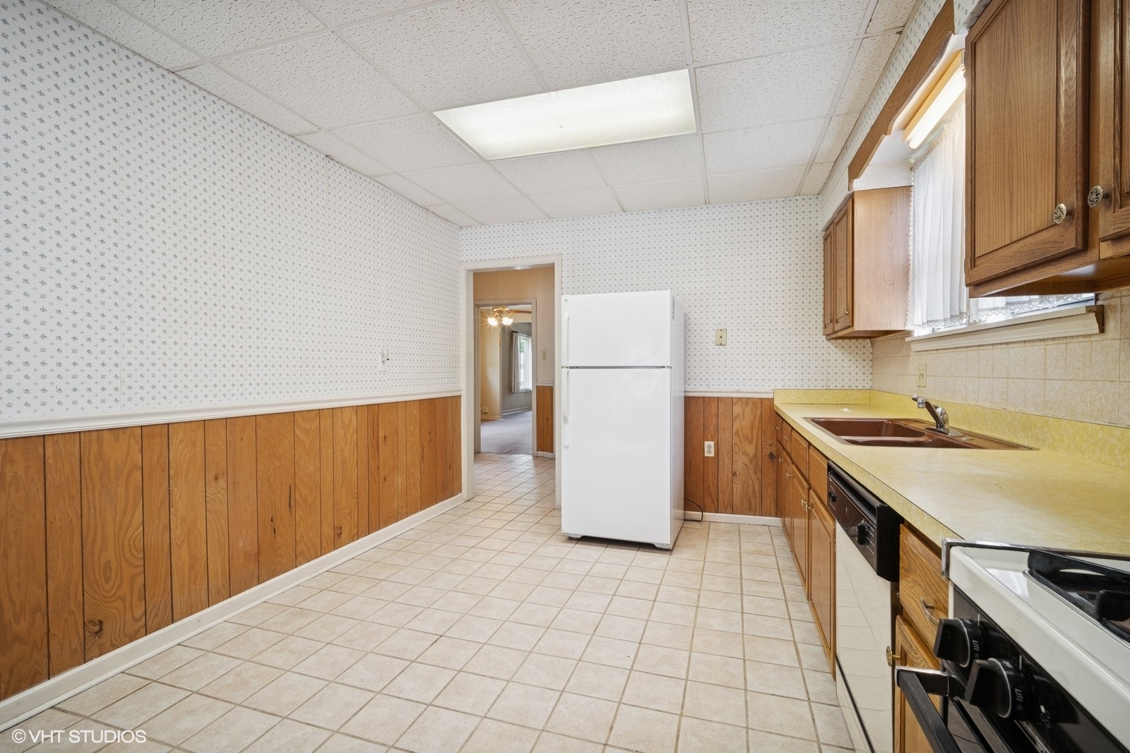 6417 N Oxford Avenue, Chicago, IL 60631