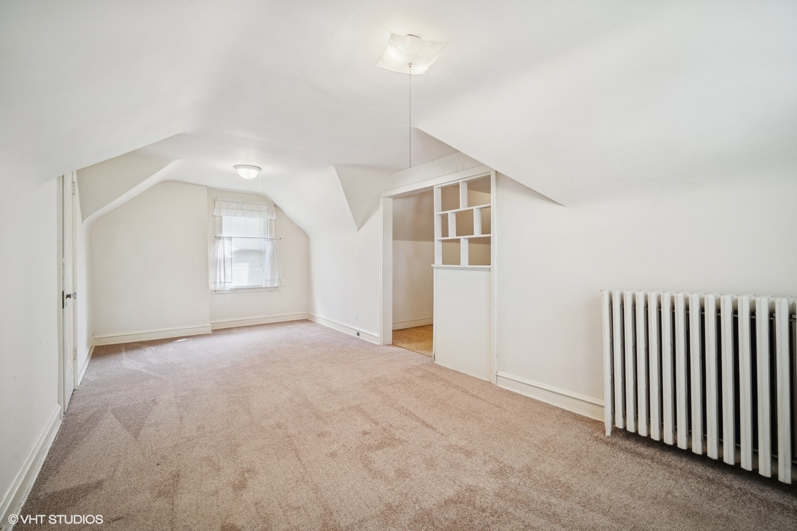 6417 N Oxford Avenue, Chicago, IL 60631