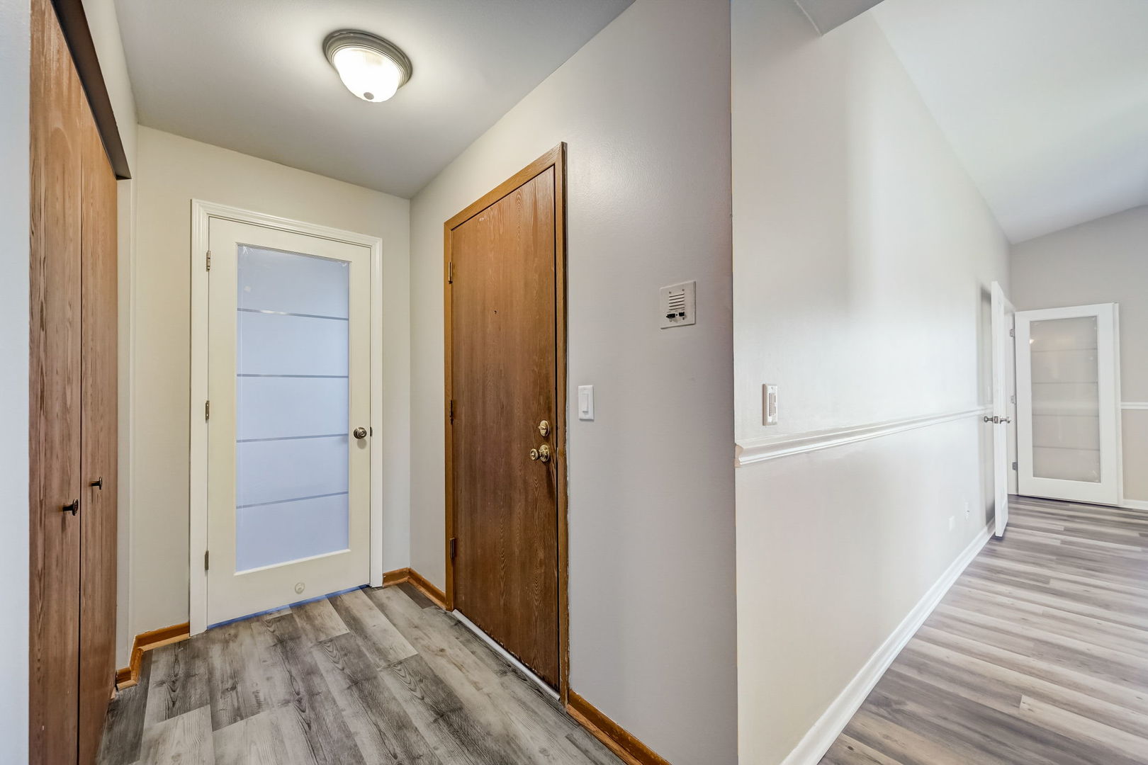 50 Terry Drive #D, Roselle, IL 60172