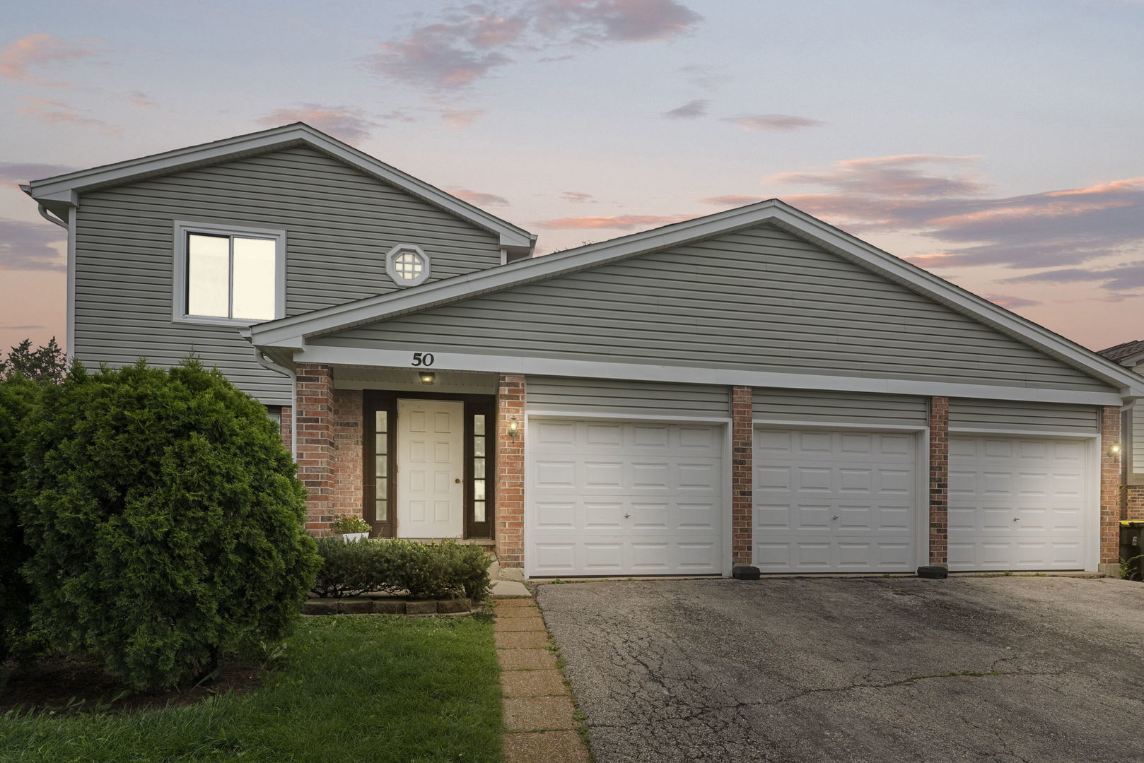 50 Terry Drive #D, Roselle, IL 60172
