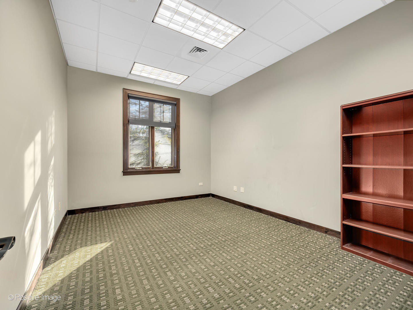 400 S Knoll Street #A, Wheaton, IL 60187
