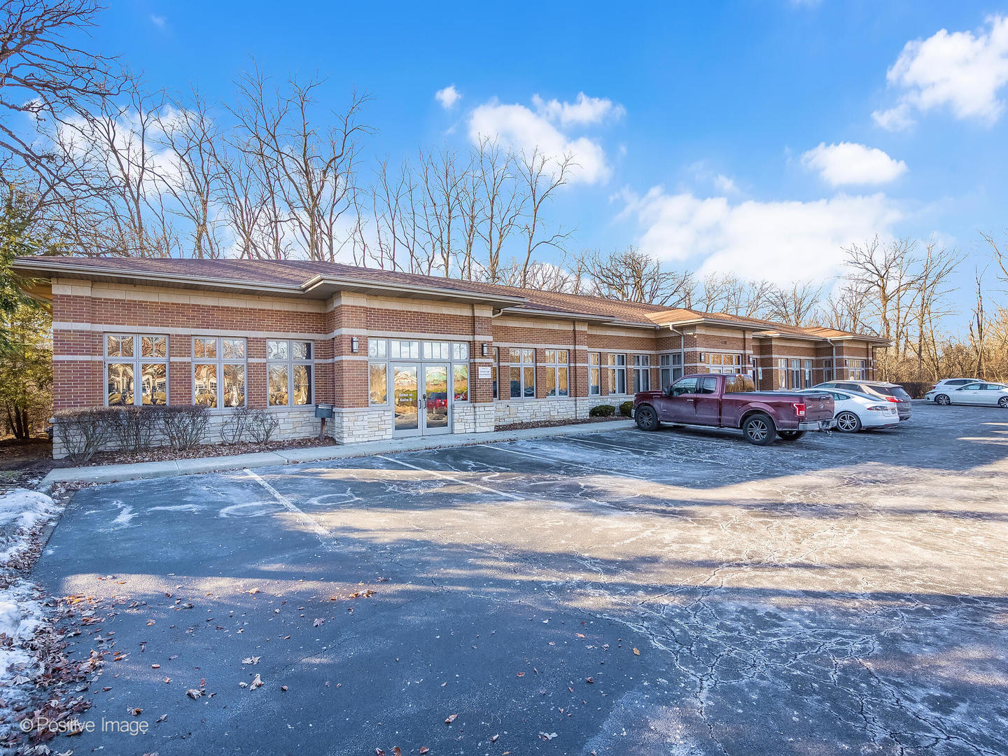 400 S Knoll Street #A, Wheaton, IL 60187