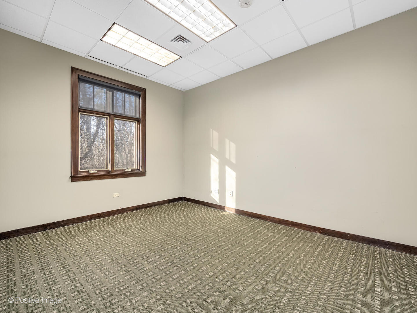 400 S Knoll Street #A, Wheaton, IL 60187