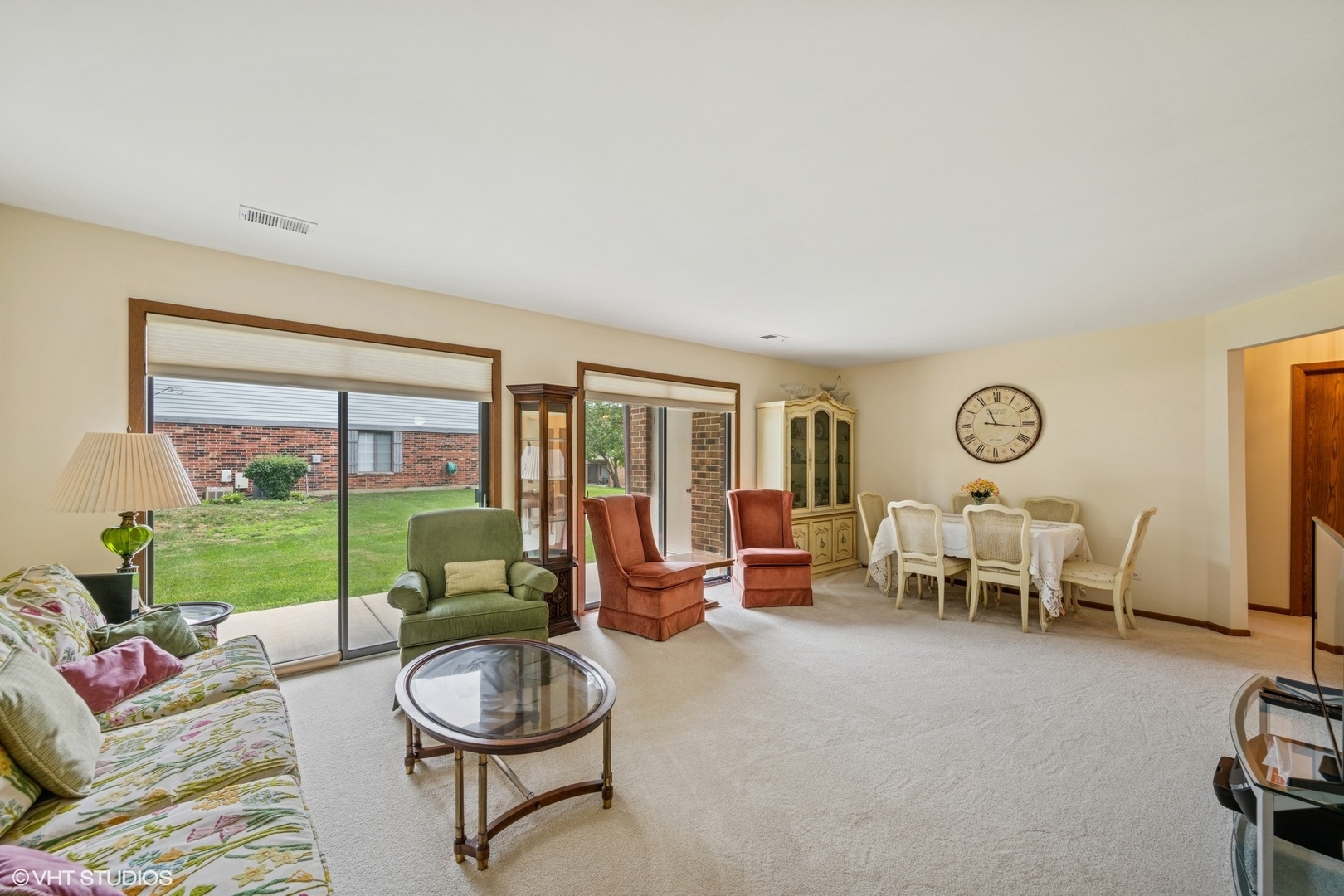 4141 N Pheasant Trail Court #1, Arlington Heights, IL 60004
