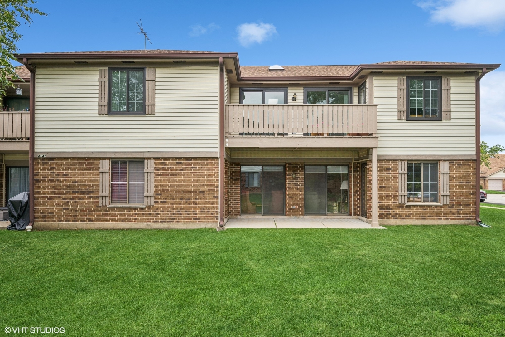 4141 N Pheasant Trail Court #1, Arlington Heights, IL 60004