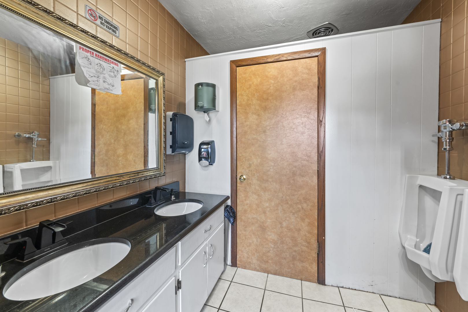 10140 S Roberts Road, Palos Hills, IL 60465