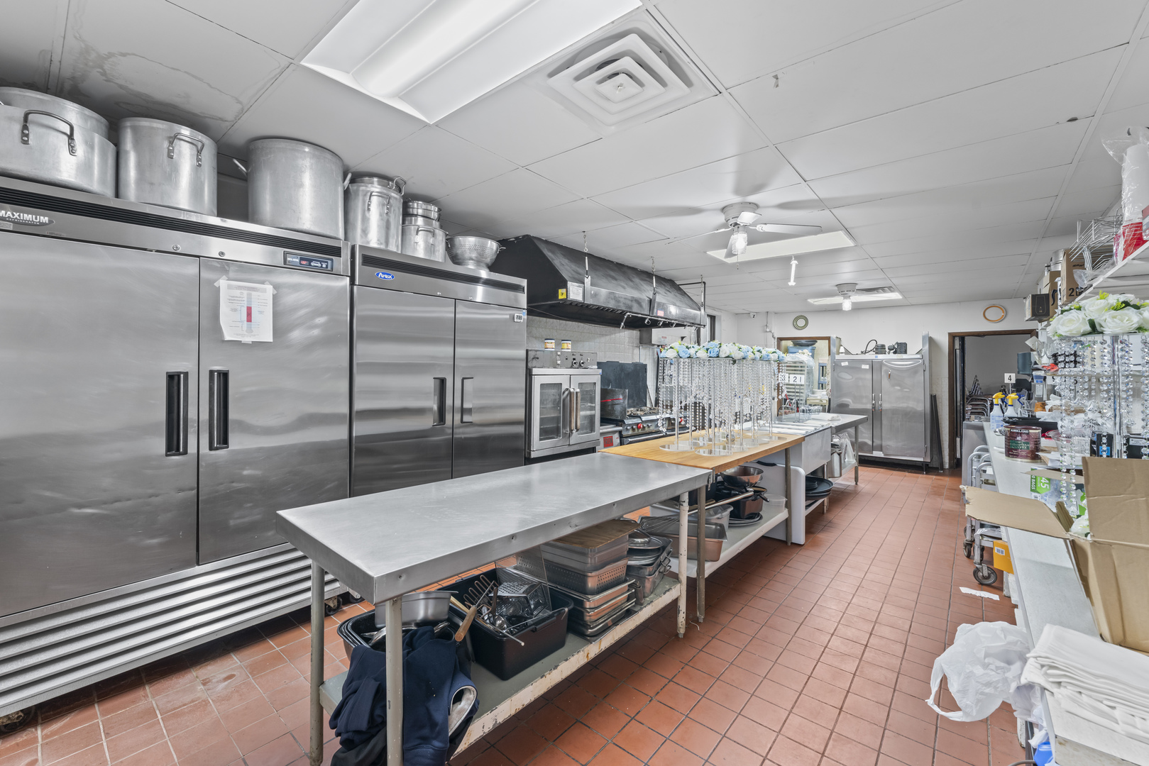 10140 S Roberts Road, Palos Hills, IL 60465