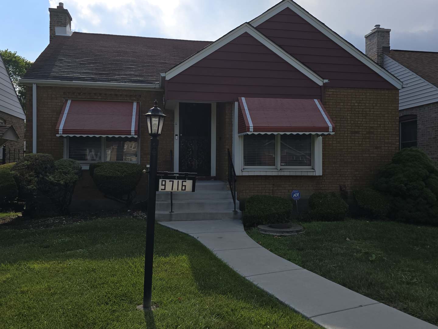 9716 S Union Avenue, Chicago, IL 60628