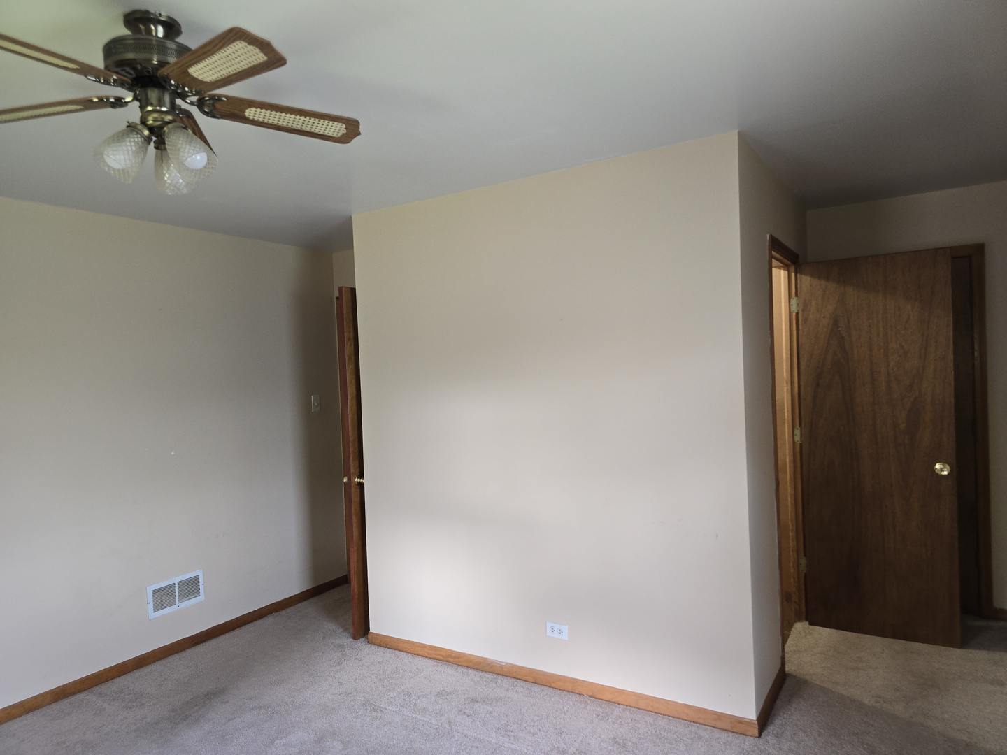 9716 S Union Avenue, Chicago, IL 60628