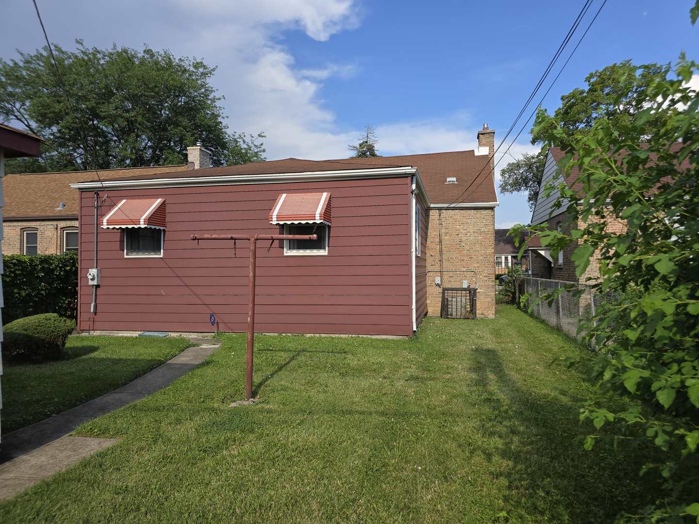 9716 S Union Avenue, Chicago, IL 60628