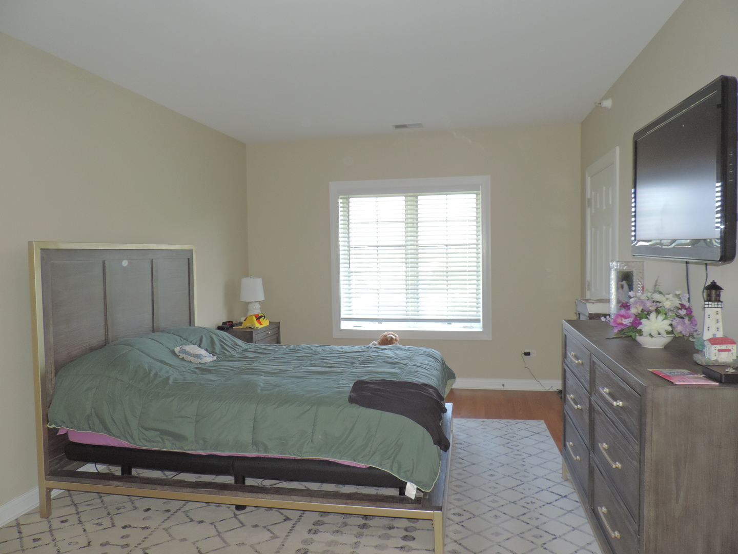 6655 S Cass Avenue #5D, Westmont, IL 60559
